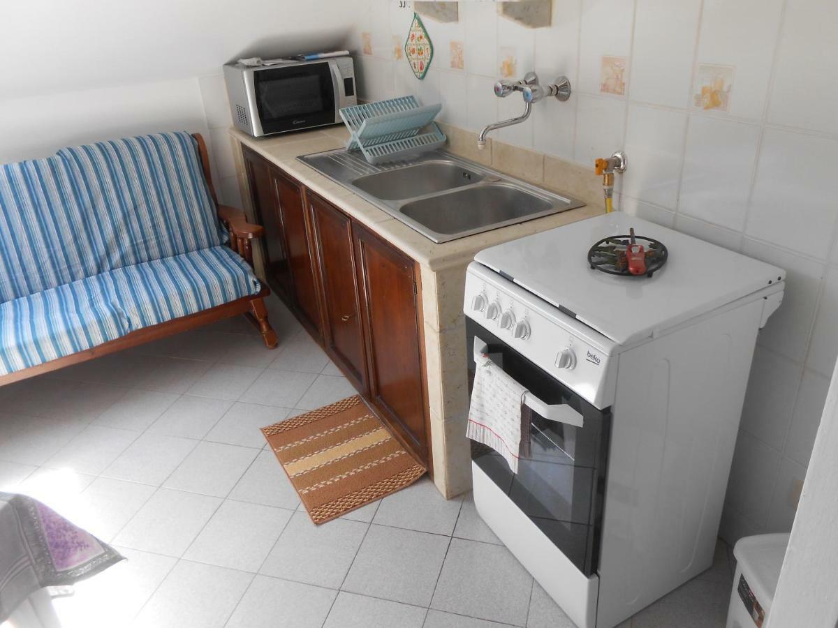 La Mansardina Apartment Vezzi Portio Екстериор снимка