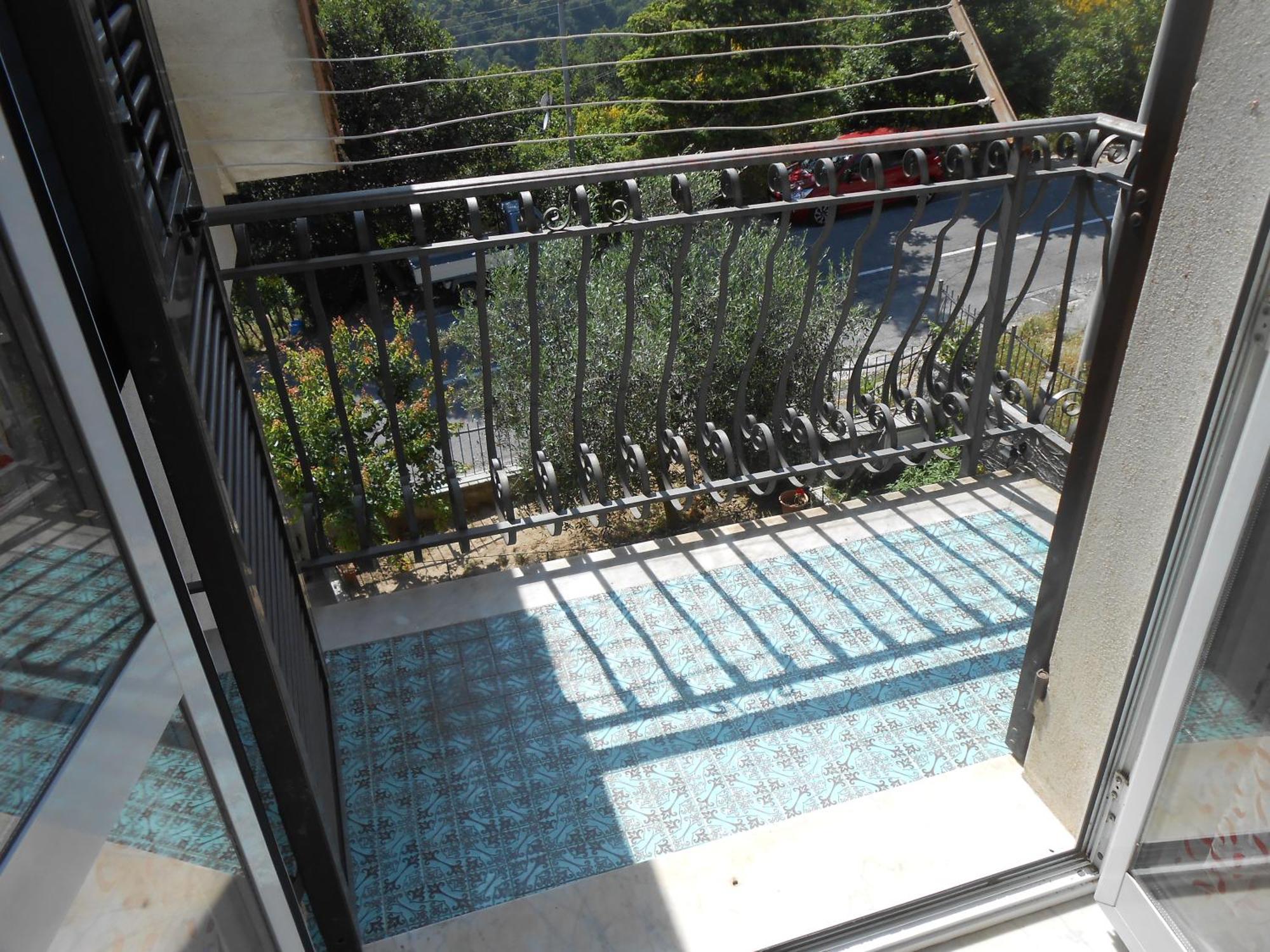 La Mansardina Apartment Vezzi Portio Екстериор снимка