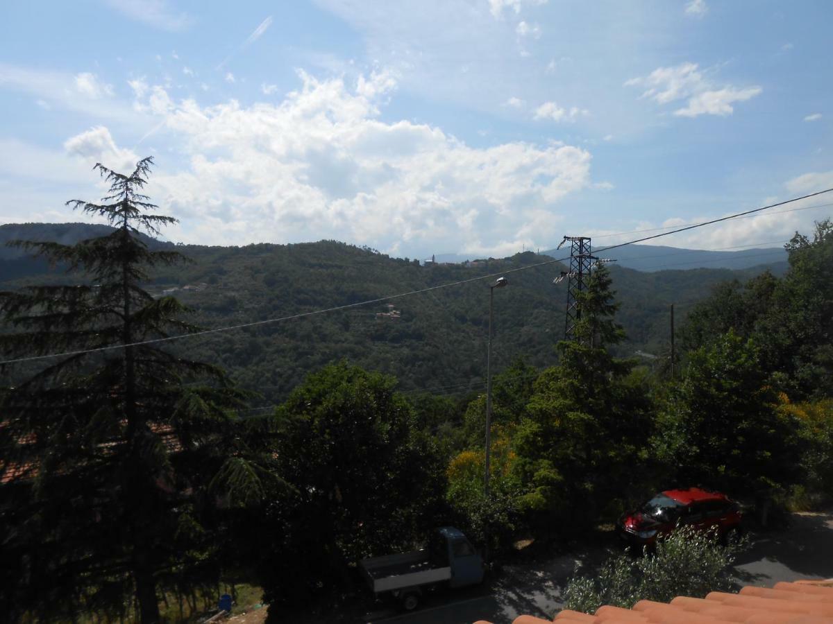 La Mansardina Apartment Vezzi Portio Екстериор снимка